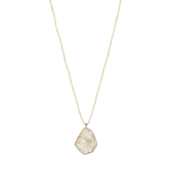 Kendra Scott Beatrix Necklace - Picture 3 of 8